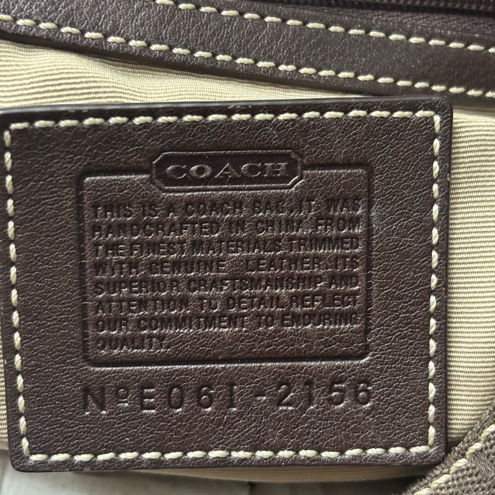 Coach Women’s Signature Canvas Bag in Brown - Picture 4 of 7